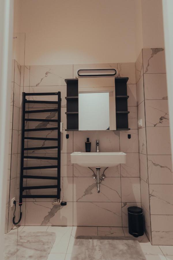 Spa Spa Apartments Vysehrad Prága Kültér fotó