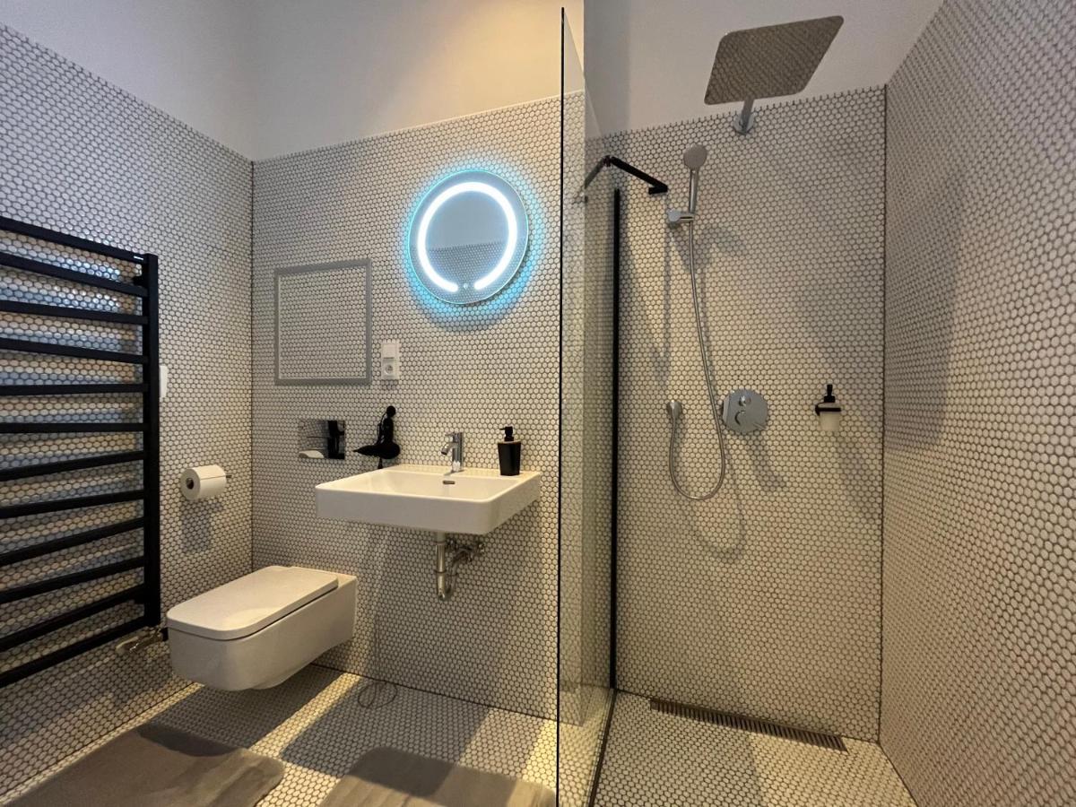 Spa Spa Apartments Vysehrad Prága Kültér fotó